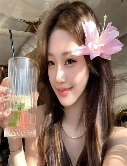 喜剧片技术揭秘：歌手当打之年的创作历程与幕后故事 ——喜剧片的专业鉴赏